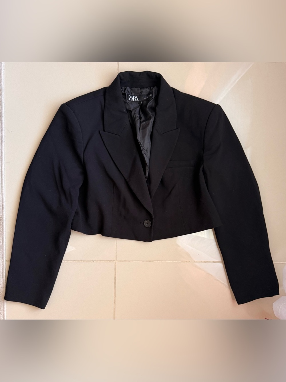 Zara Black Cropped Blazer - Size L